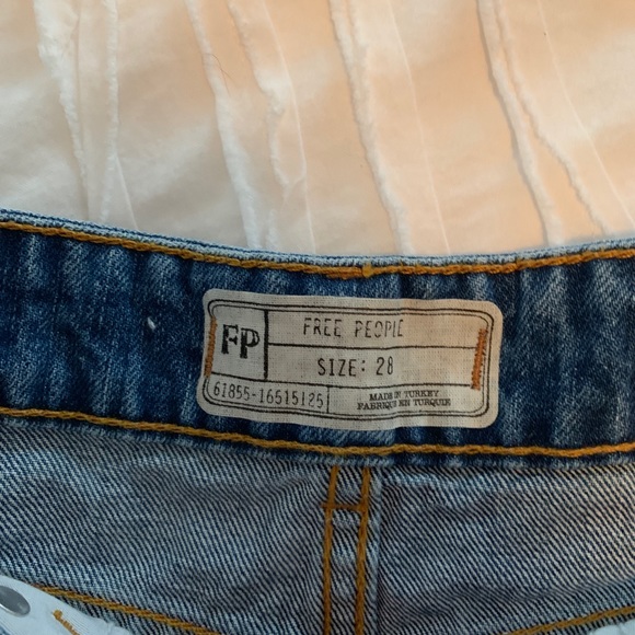 Free people embroidered rose skirt size 28 - Picture 3 of 3